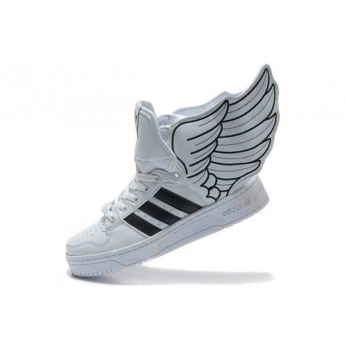 adidas avec des ailes