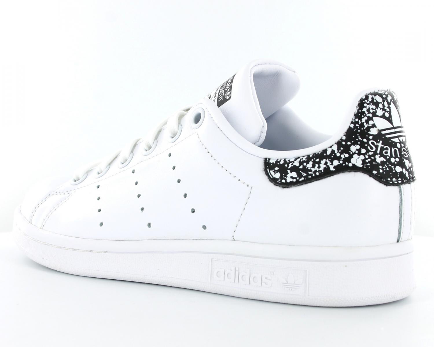 stan smith noire et blanche