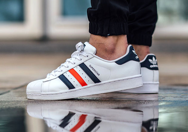 la marque aux 3 bandes adidas superstar