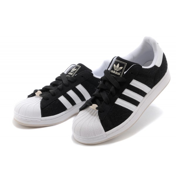 chaussure adidas noir et blanc