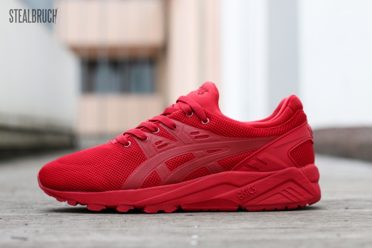 asics fille rouge