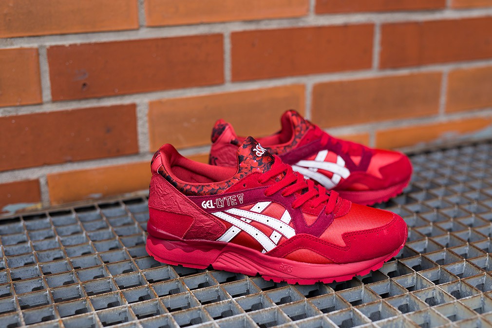 asics femme rouge