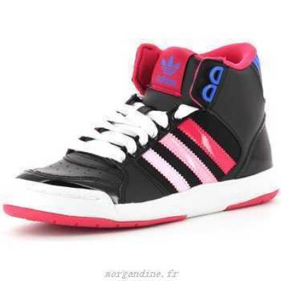 basket adidas femme rose et noir