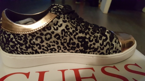 basket guess leopard