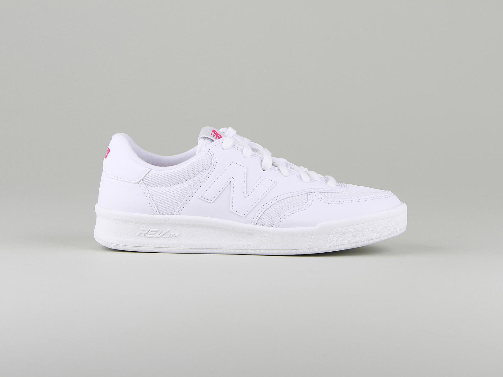 new balance blanche pas cher