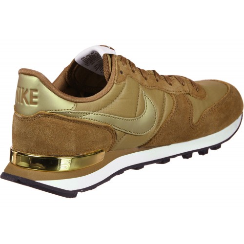 nike femme camel