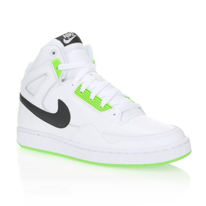 chaussure montant nike