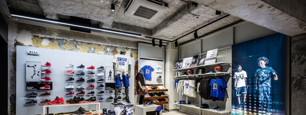 chatelet magasin chaussure jordan