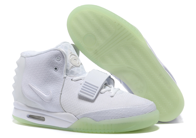 nike yeezy blanche
