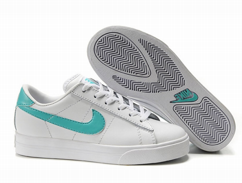 nike junior blazer mid trainer