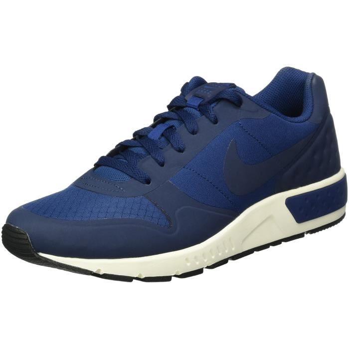 nike nightgazer noir