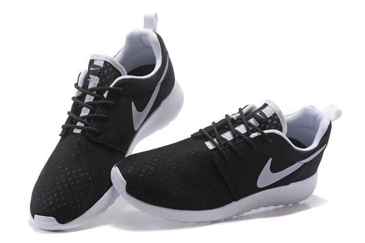 nike roshe run pas cher taille 41